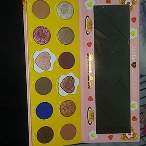 Eyeshadow